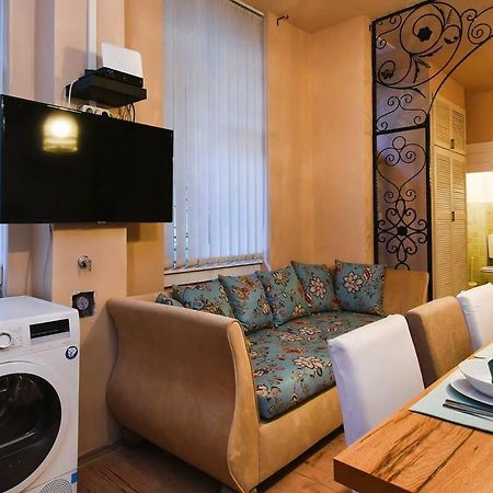 Very Central Very Spacious New Home Budapest Luaran gambar