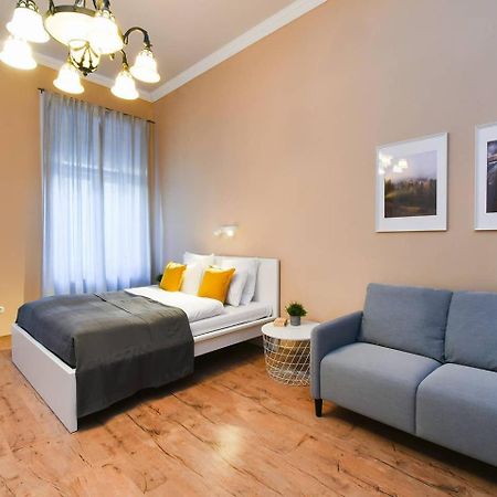Very Central Very Spacious New Home Budapest Luaran gambar
