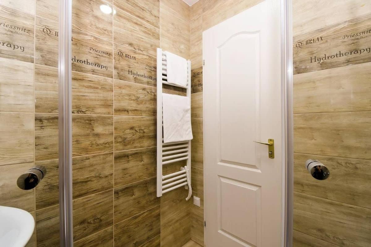 Very Central Very Spacious New Home Budapest Luaran gambar